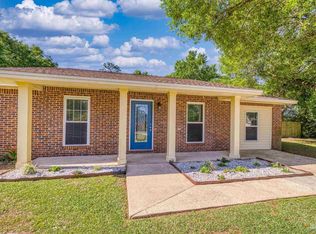 333 Western Pine Rd, Cantonment, FL 32533