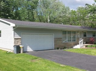 1508 W Allison Dr, Decatur, IL 62526