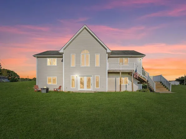 7208 Grassy Hill Rd, Boones Mill, VA 24065