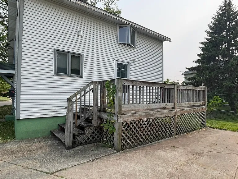 1507 Burton St SW #1 — Photo 2