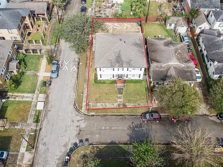 3901 Dallas St #D — Photo 22