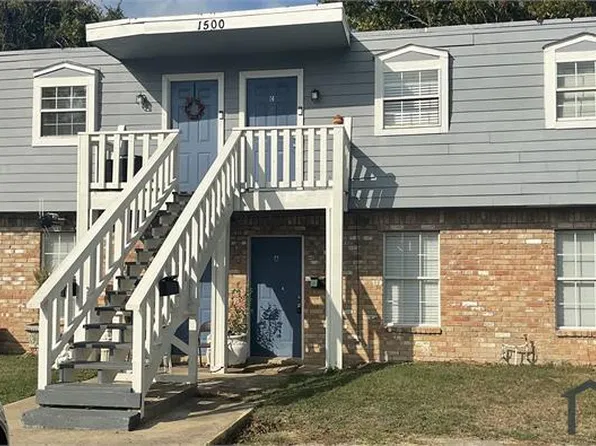 1500 Oleander Dr APT B, La Marque, TX 77568