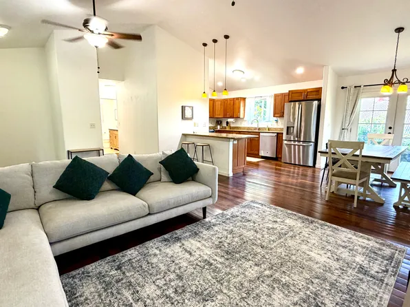 15-2762 Opakapaka St, Pahoa, HI 96778