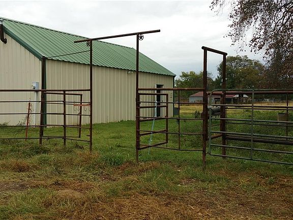 4th image of 1351 Vz County Road 3601