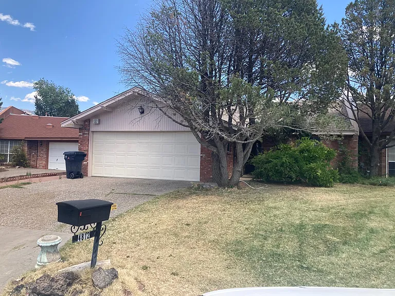 4812 Vista Del Oso Ct NE — Photo 1