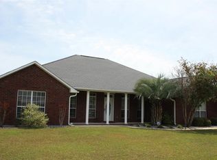7564 Hayfield Cir, Pensacola, FL 32526