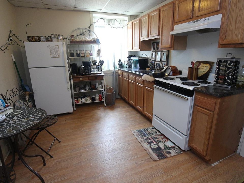 2nd image of 66 Chiswick Rd #Mac29