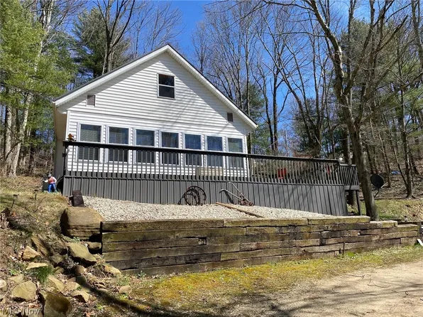 7268 Leafygreen St SW, Carrollton, OH 44615