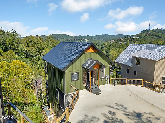 2nd image of 221 Chimney Tops Way Lot 24