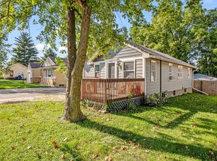 609 Hughes Ave, Des Moines, IA 50315