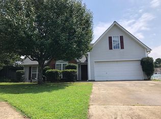 976 Sham Pointe Dr, Lawrenceville, GA 30043