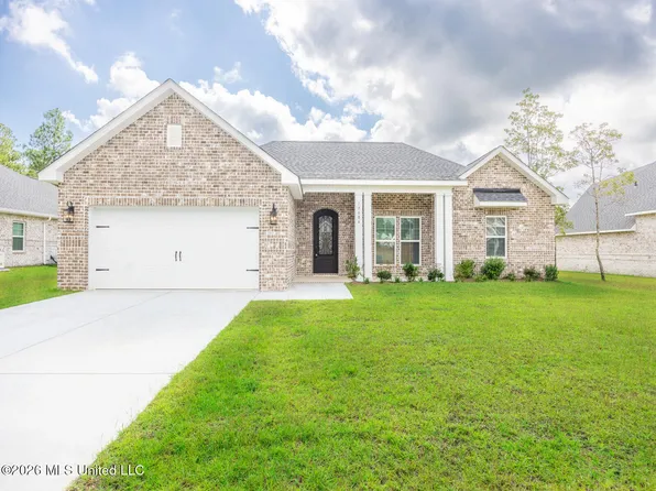 13540 Garland Rd, Ocean Springs, MS 39564