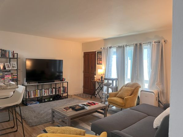 1319 11th St APT 2