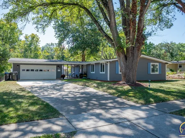 1615 SW 28th Ter, Topeka, KS 66611