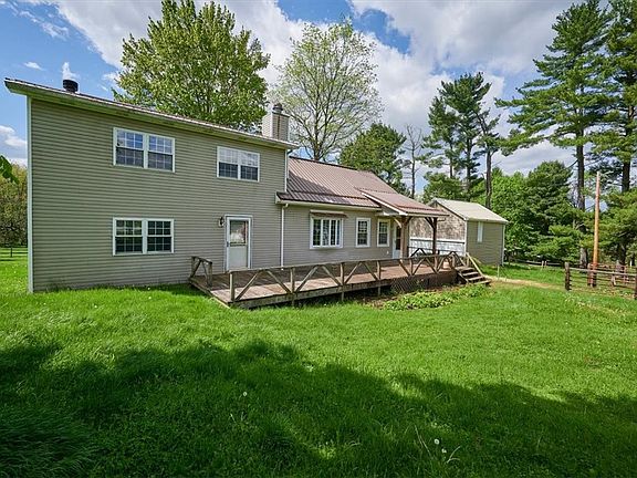3rd image of 124 Hannastown Rd