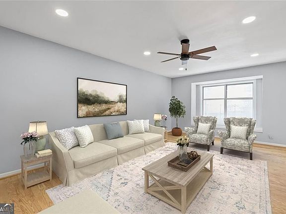 2nd image of 6851 Roswell Rd APT E4