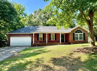 70 Spanish Moss Cir, Dalzell, SC 29040