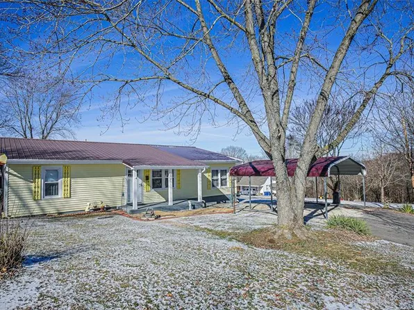 202 Moulton St, De Soto, MO 63020