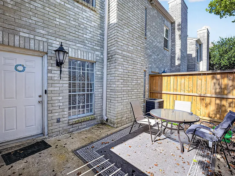 3780 Tanglewilde St #309 — Photo 39
