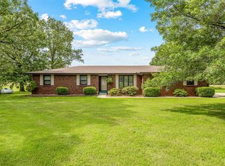 3038 E Farm Road 48, Springfield, MO 65803