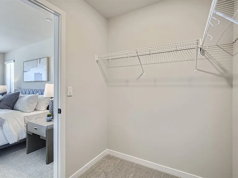 746 Pokeweed Ln — Photo 3