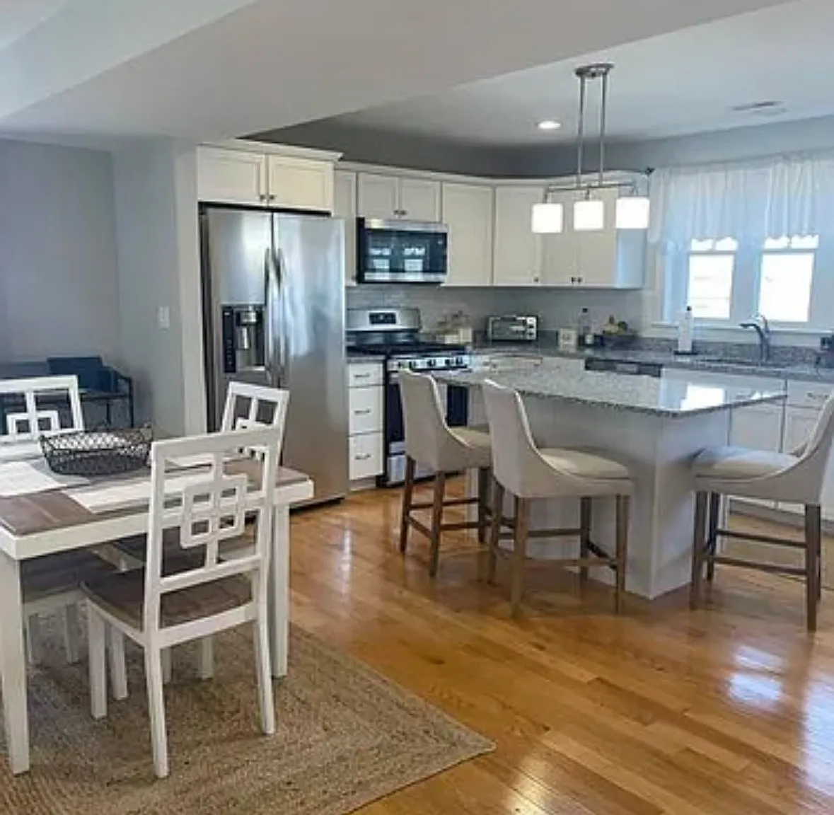 3 bed, 1536 sqft, $3,800 — Photo 4