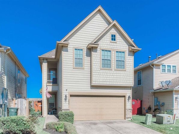 2635 Cedar Springs Ln, Port Arthur, TX 77640
