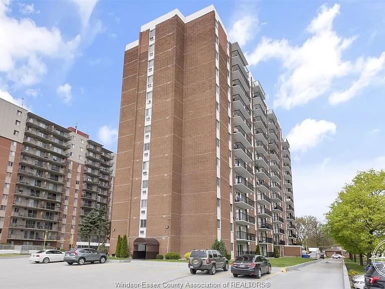 8591 Riverside Dr E #106 — Photo 29