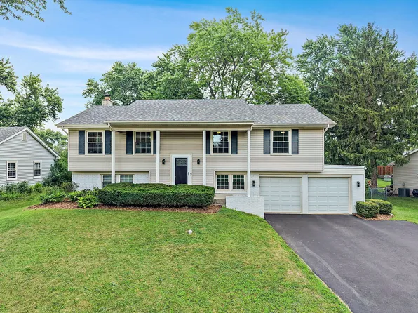 770 Silver Rock Ln, Buffalo Grove, IL 60089