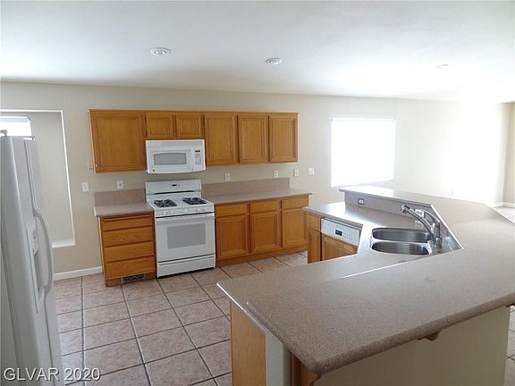 2nd image of 3233 Jumping Hills Ave