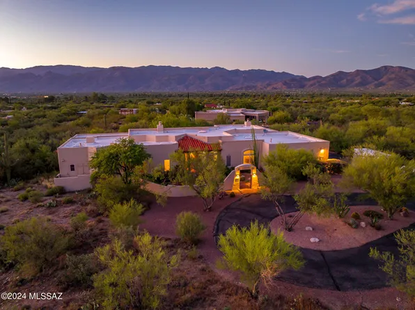 761 N Bryerly Dr, Tucson, AZ 85748
