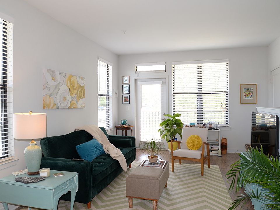 1st image of 8212 Parker Forest Dr