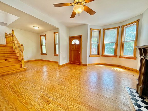 3rd image of 1235 Highland St #1/2