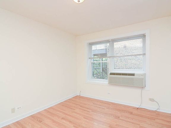 5th image of 1850 N Humboldt Blvd #803
