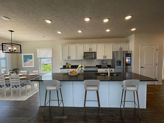4th image of 63415 Lakeshore Dr