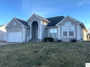 3740 Travis Dr, Sedalia, MO 65301