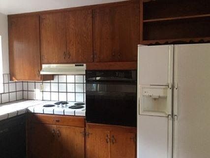 4th image of 3626 Farm Hill Blvd
