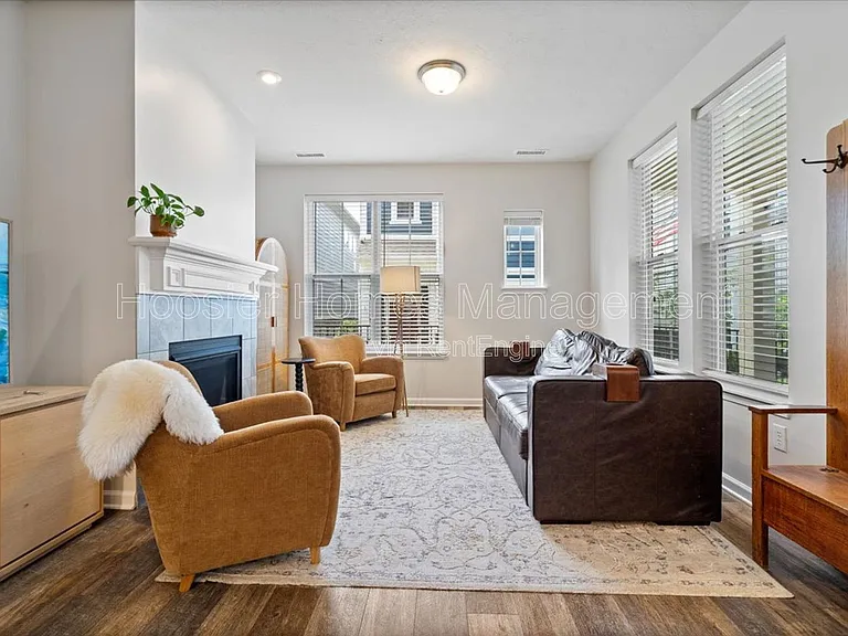 9239 Hawley Dr — Photo 13