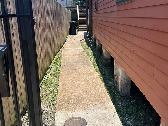 2nd image of 2308 Saint Andrew St APT B