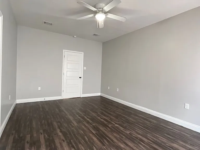 210 Lacey Eden Ln — Photo 18