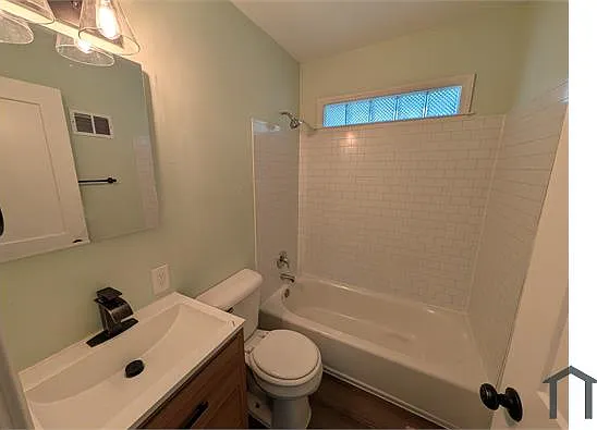 437 Lancashire Rd — Photo 7