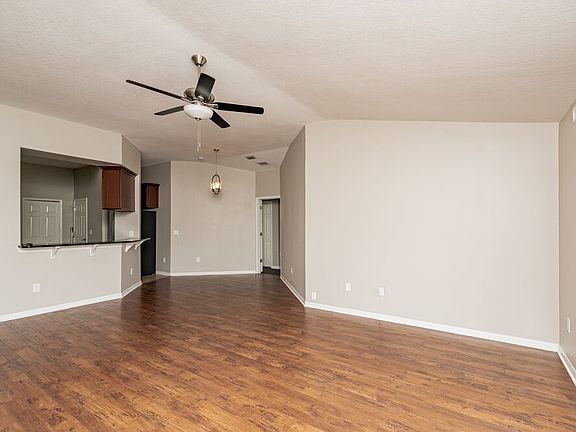 4th image of 13017 Avalon Crest Ct