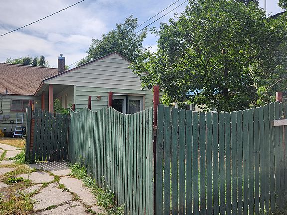 2nd image of 727 Woodford Ave #1/2