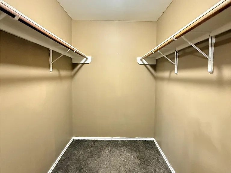 17318 Glenmorris Dr — Photo 21