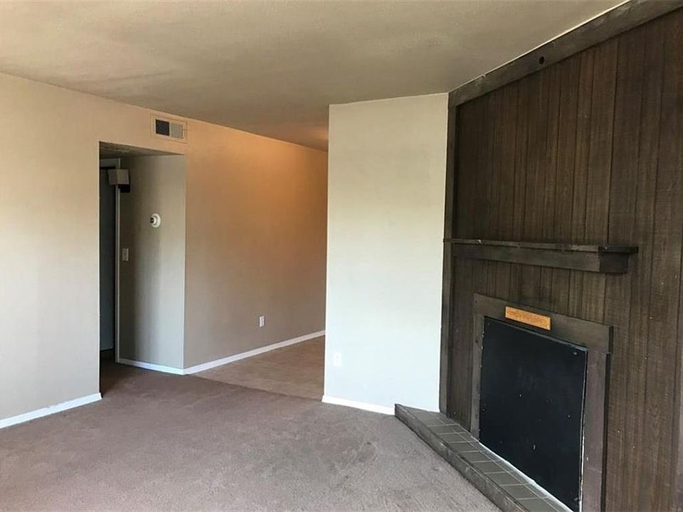 2nd image of 401 12th Ave #252