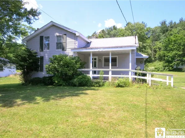 128 Kingsley St, Randolph, NY 14772