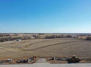 21750 Giles Rd, Gretna, NE 68028