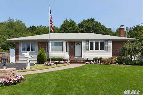 1st image of 61 Bergen Dr