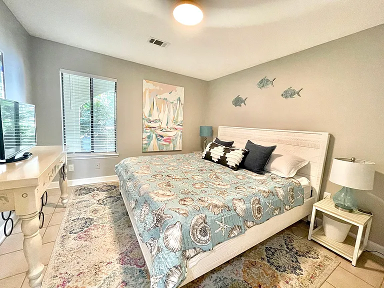 305 Southlake Ct #305 — Photo 10