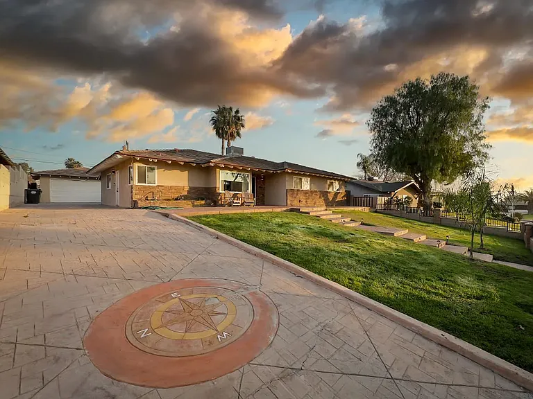 3531 Country Club Dr — Photo 2